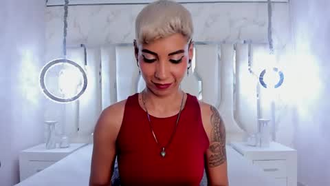 Mia Morgann online show from 02.28.25