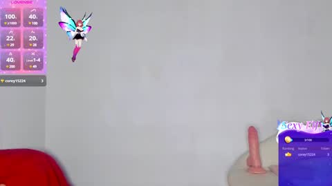 Snapshot of miaparker2_0 chatting on 12.13.24 Mia online show from 12.13.24