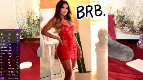 Snapshot of miaparker2_0 chatting on 12.04.25 Mia online show from 12.04.25