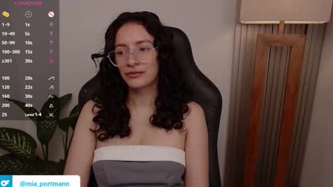 MIAPORTMANN online show from 03.04.26