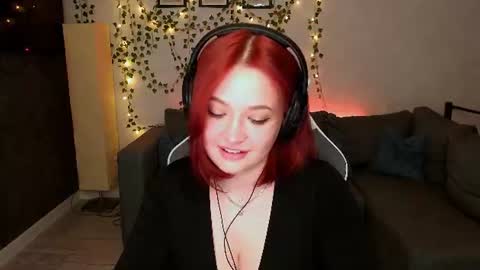 Snapshot of miaselene_ chatting on 06.18.26 Mia Selene online show from 06.18.26