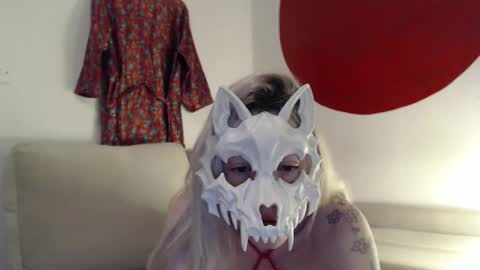 Mia online show from 10.06.25