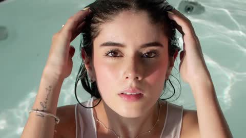 Mia online show from 02.03.25