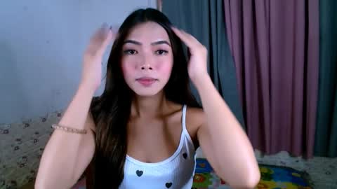 Snapshot of miasmith09 chatting on 05.21.26 Pau and jence online show from 05.21.26