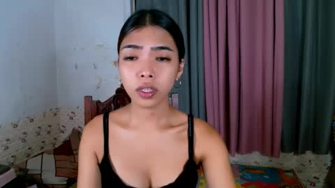 Snapshot of miasmith09 chatting on 05.29.26 Pau and jence online show from 05.29.26