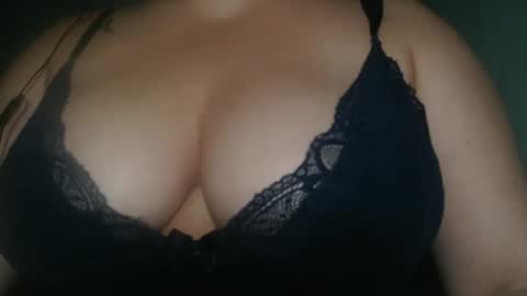 Snapshot of miasp chatting on 01.29.25 MiaSP online show from 01.29.25