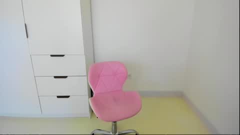 miastripdance online show from 09.29.25