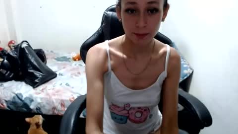 Snapshot of miasweet333 chatting on 07.29.26 mia online show from 07.29.26