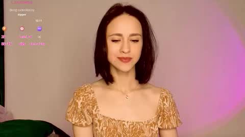 Mia online show from 11.19.25