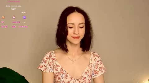 Mia online show from 11.20.25