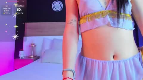 Mia online show from 12.17.25