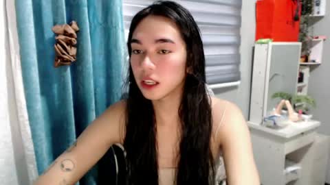 Mia online show from 05.08.26