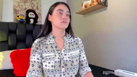 miavelvet1 online show from 11.05.25