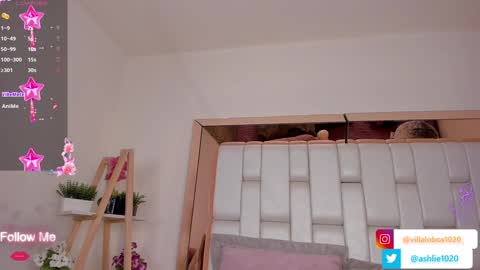 Mia Villalobos online show from 01.08.25