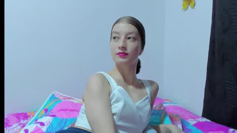  Chloe  online show from 03.04.26