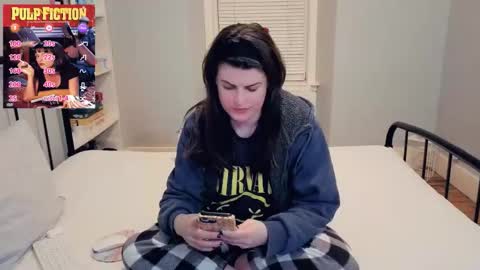 Mia  online show from 04.12.26