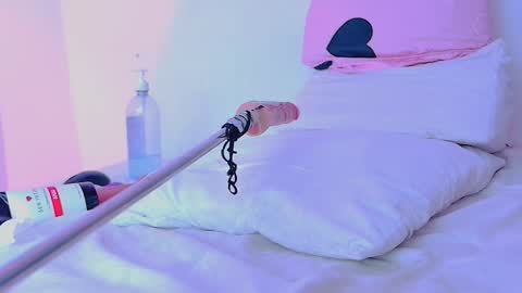 LINAY And VALENTINA - INSTAGRAM LINAY MVP online show from 11.14.25