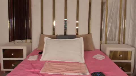 micaelahott_ online show from 01.18.25