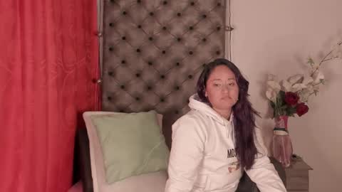 micaelahott_ online show from 03.08.25