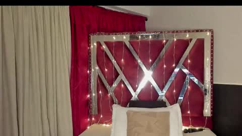 micaelahott_ online show from 11.17.25