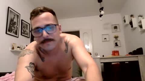 Snapshot of mich6921 chatting on 05.23.26 MILO MIAMI online show from 05.23.26