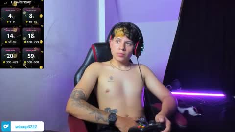 Snapshot of michael_kendall0 chatting on 10.01.25 michael independent model  online show from 10.01.25