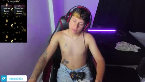 Snapshot of michael_kendall0 chatting on 10.02.25 michael independent model  online show from 10.02.25