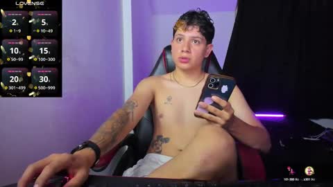 Snapshot of michael_kendall0 chatting on 10.04.25 michael independent model  online show from 10.04.25