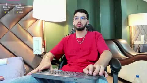 Snapshot of michael_magno chatting on 10.26.25 Michael Stevens online show from 10.26.25