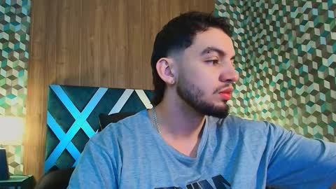 Snapshot of michael_magno chatting on 11.01.25 Michael Stevens online show from 11.01.25