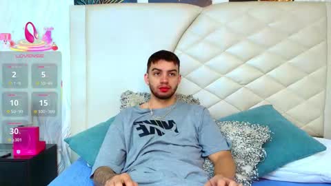 Snapshot of michael_magno chatting on 11.30.25 Michael Stevens online show from 11.30.25