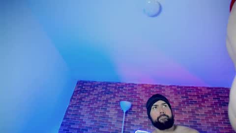 Snapshot of michael_twinkk chatting on 10.17.25 MICHAEL online show from 10.17.25
