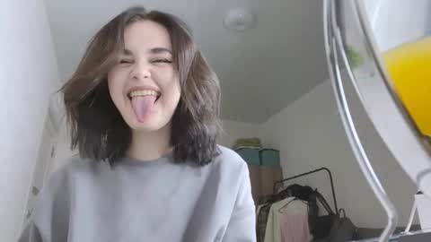 Ellie online show from 11.17.25