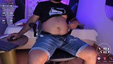 Michael online show from 10.15.25