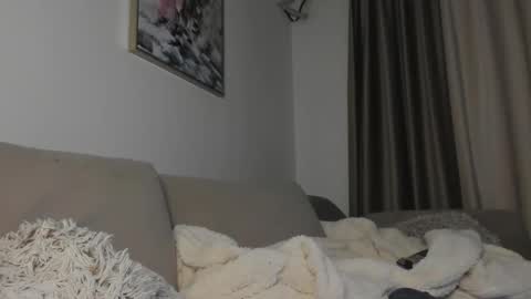 MichaelEvansx online show from 12.17.25