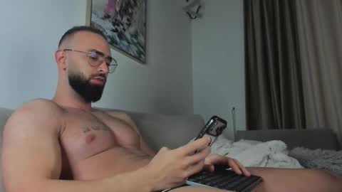 MichaelEvansx online show from 01.06.26