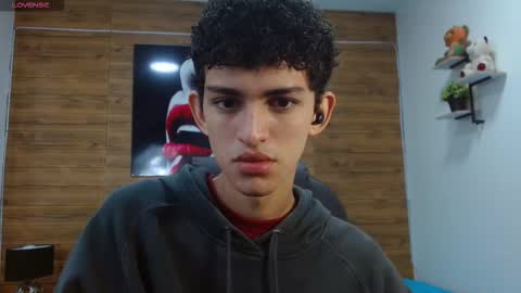 Snapshot of michaelkoiv chatting on 12.03.25 michaelkoiv online show from 12.03.25