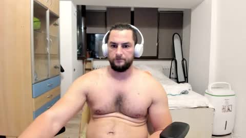 michaelragnar90 online show from 11.12.25