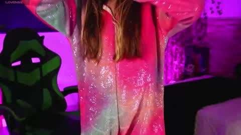 Michael Walkerr online show from 02.20.26