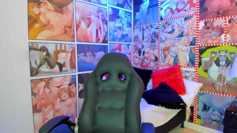 michel_lopez18 online show from 01.15.25