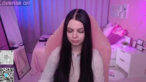 Snapshot of michela_fruet chatting on 05.18.26 Kate online show from 05.18.26