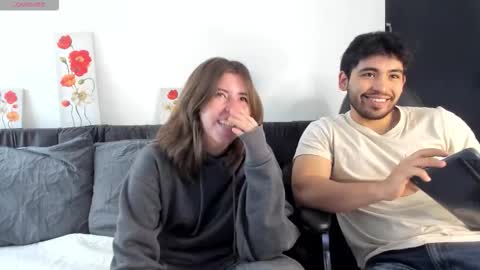 Snapshot of michelandchris chatting on 12.04.25 MichelandChris online show from 12.04.25