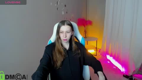 michele_mack online show from 12.25.24