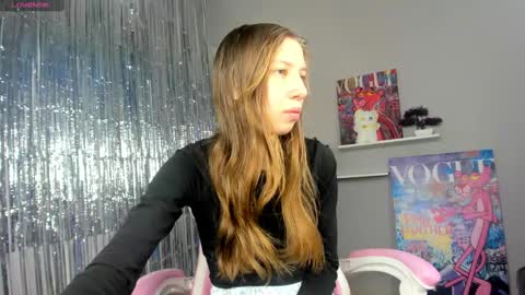 michele_mack online show from 01.08.25