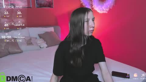 michele_mack online show from 10.09.25