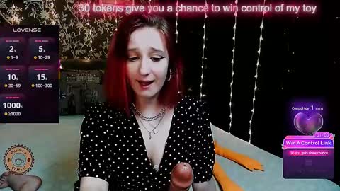 Snapshot of michelleevie chatting on 02.09.25 Agatha online show from 02.09.25