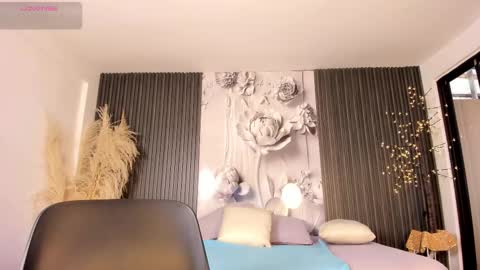 michellepreston_ online show from 02.25.26