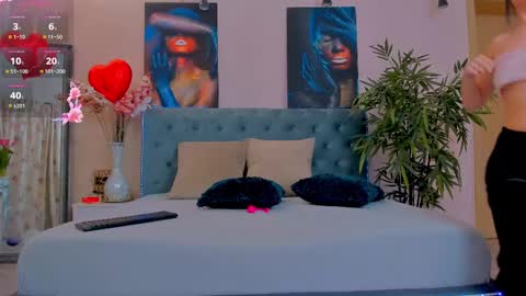 michellereys online show from 03.06.25