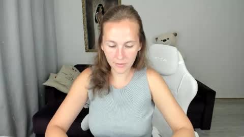 Snapshot of michellewoitsik chatting on 07.14.26 Michelle online show from 07.14.26