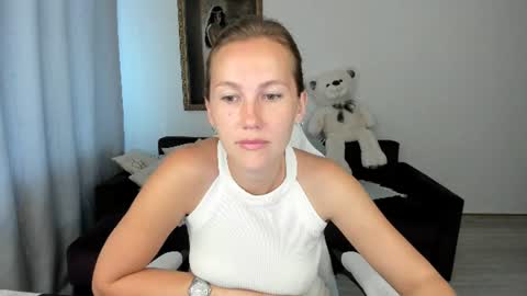 Snapshot of michellewoitsik chatting on 07.24.26 Michelle online show from 07.24.26